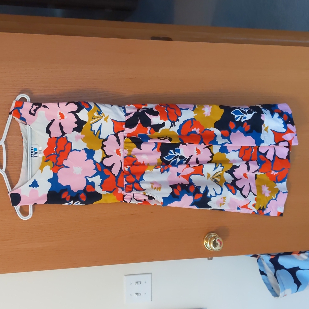 Whit two floral dress